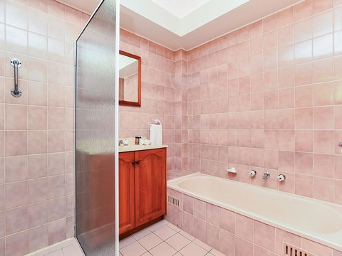 Franklin Beachfront Apartments - Sydney Tourism 18