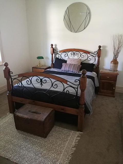 Hilda Anna's - Sydney Tourism 21