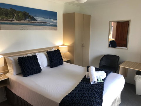 OCEAN BREEZE MOTEL - Sydney Tourism 22