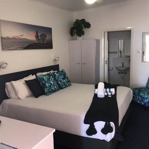 OCEAN BREEZE MOTEL - Sydney Tourism 2