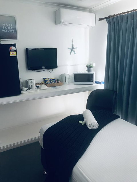 OCEAN BREEZE MOTEL - Sydney Tourism 8