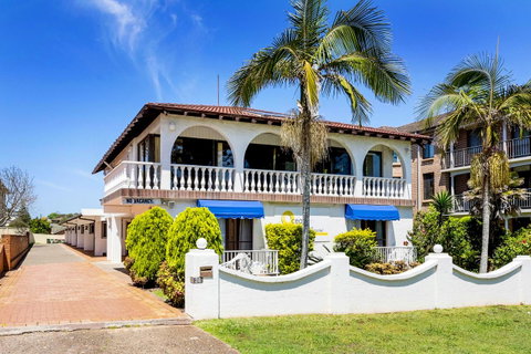 OCEAN BREEZE MOTEL - Sydney Tourism 0