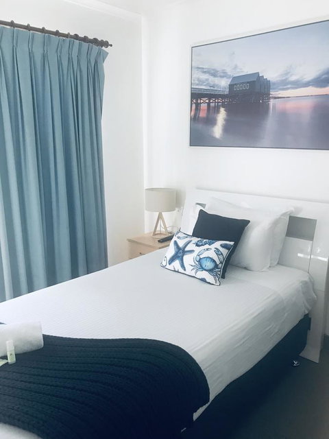 OCEAN BREEZE MOTEL - Sydney Tourism 9