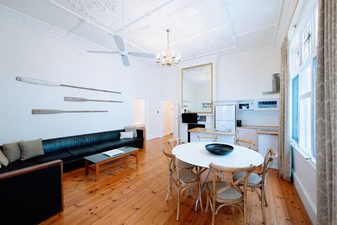 Seawall Apartments - Sydney Tourism 12