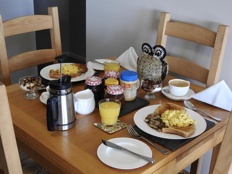 Rezare House Bed & Breakfast - Sydney Tourism 30