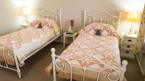 Rezare House Bed & Breakfast - Sydney Tourism 7