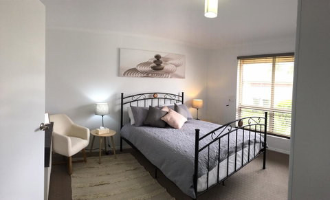 Windsor Gardens Home - Sydney Tourism 1
