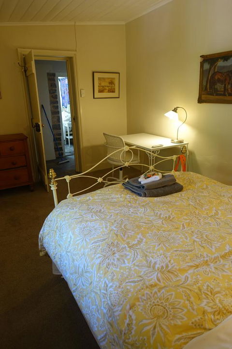 Amy\'s House Bed & Breakfast - Sydney Tourism 32