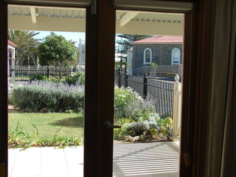 Trafalgar Premium Vintage Suites - Sydney Tourism 19