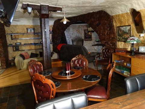 Di's Place - Sydney Tourism 0