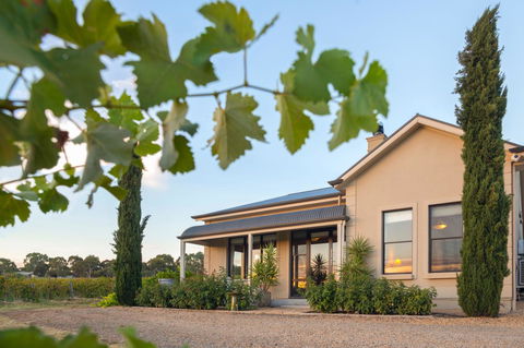 Barossa Shiraz Estate - Sydney Tourism 2