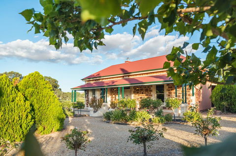 Barossa Shiraz Estate - Sydney Tourism 0
