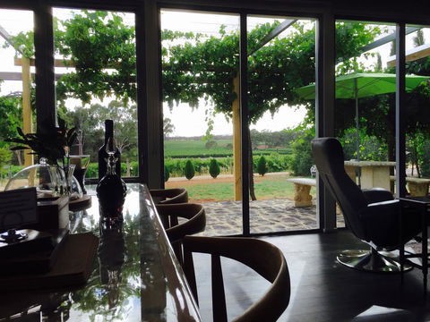 Barossa Shiraz Estate - Sydney Tourism 37