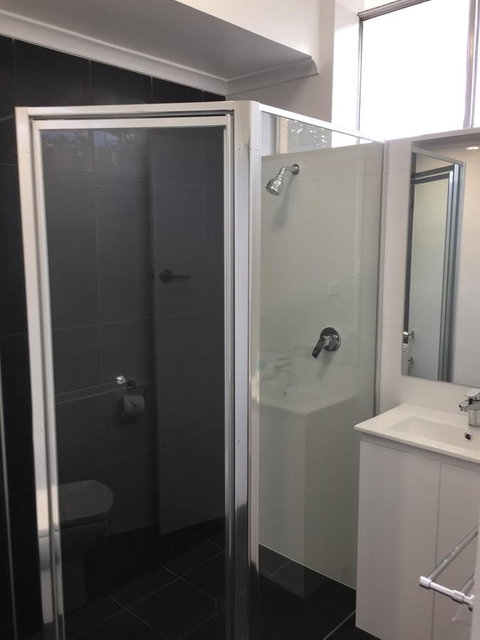 Hilton Beachfront Motel - Sydney Tourism 29