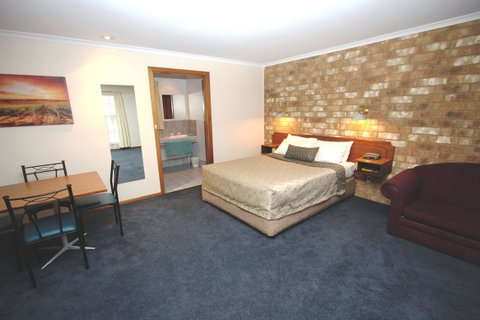Clare Central - Sydney Tourism 22