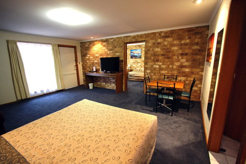 Clare Central - Sydney Tourism 15