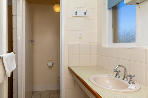 Blue Seas Motel - Sydney Tourism 9