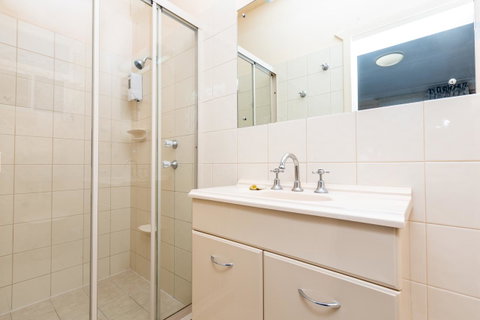 Blue Seas Motel - Sydney Tourism 8
