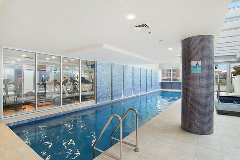Beachside Luxury & Comfort, Ocean Views In Glenelg - Sydney Tourism 5