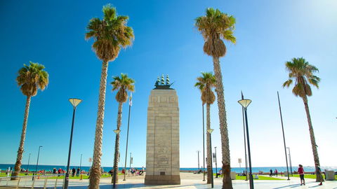 Beachside Luxury & Comfort, Ocean Views In Glenelg - Sydney Tourism 32