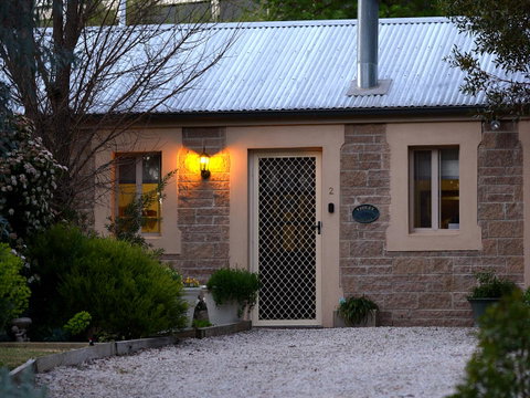 Riesling Trail & Clare Valley Cottages - Sydney Tourism 4