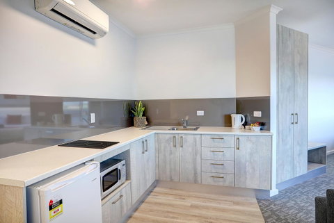 Limani Motel - Sydney Tourism 13