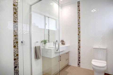 Limani Motel - Sydney Tourism 21