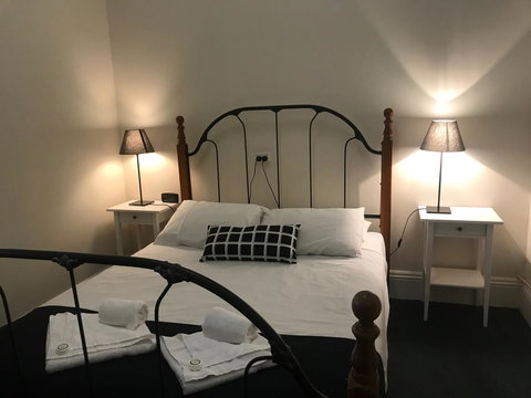 Grosvenor Hotel - Sydney Tourism 12