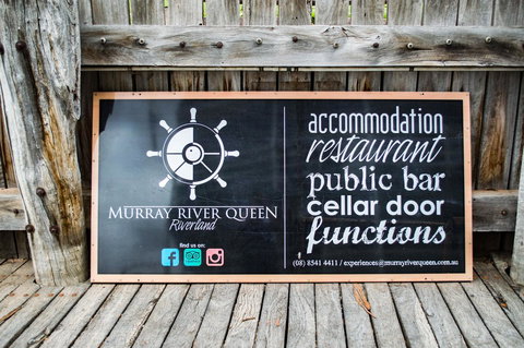 Murray River Queen - Sydney Tourism 11