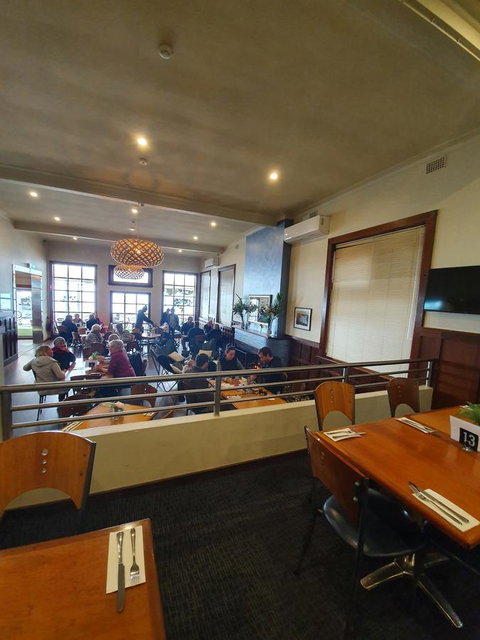 Pier Hotel Port Lincoln - Sydney Tourism 8