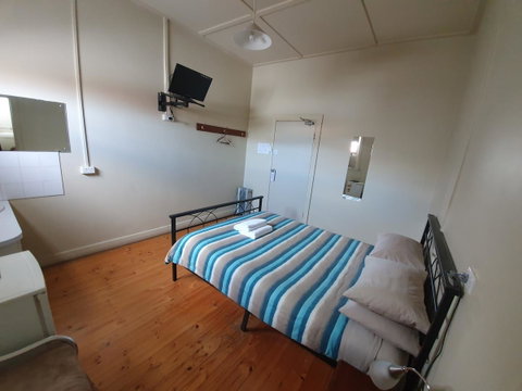 Pier Hotel Port Lincoln - Sydney Tourism 20