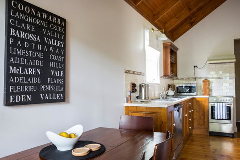 Clare Valley Heritage Retreat - Sydney Tourism 4