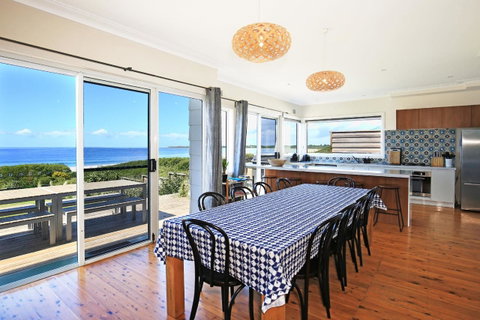 Culburra Beachhouse - Sydney Tourism 6