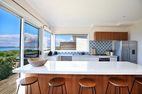 Culburra Beachhouse - Sydney Tourism 13