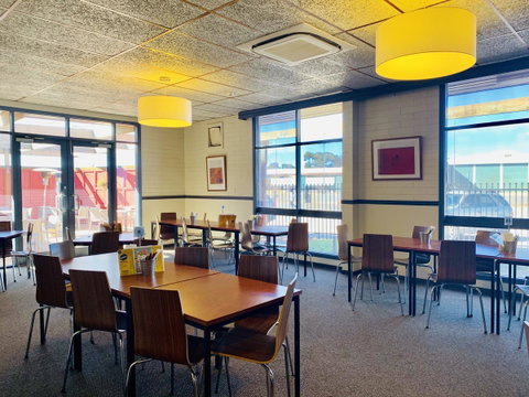 Opal Inn Hotel, Motel, Caravan Park - Sydney Tourism 28