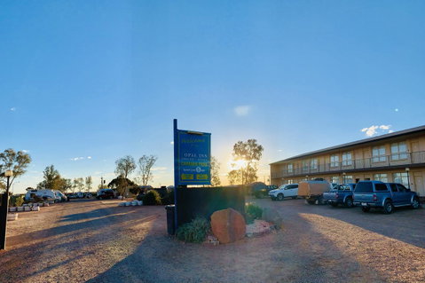 Opal Inn Hotel, Motel, Caravan Park - Sydney Tourism 41