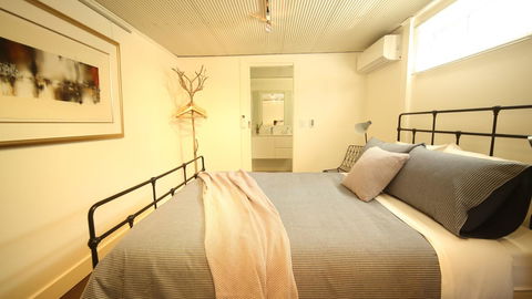 Irongate Studio B&B - Sydney Tourism 14