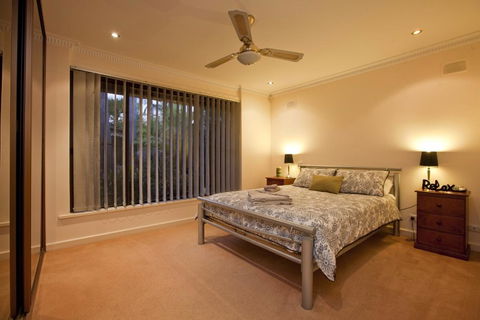 The Palms - Sydney Tourism 16
