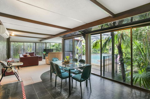 The Palms - Sydney Tourism 11