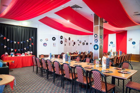 Grand Tasman Hotel - Sydney Tourism 15