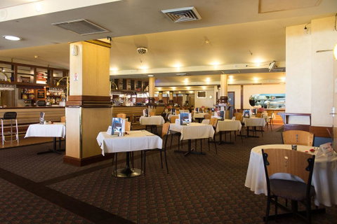 Grand Tasman Hotel - Sydney Tourism 1