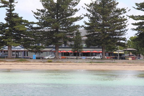 Grand Tasman Hotel - Sydney Tourism 33
