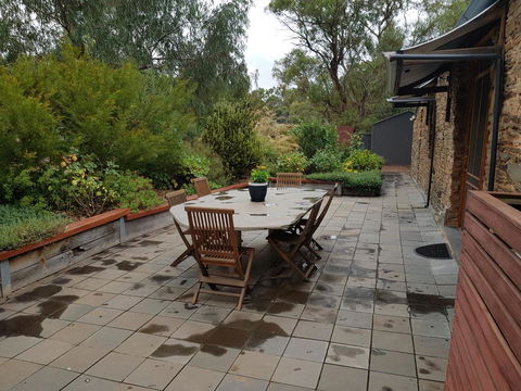 William Hunt's Retreat - Cypress Studio - Sydney Tourism 6