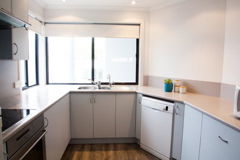 Mariners Cay Apartment - Sydney Tourism 11