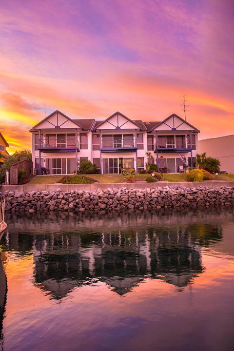 Marina Reflections - Sydney Tourism 10