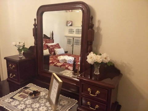 Fernweh Guesthouse - Sydney Tourism 7