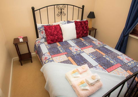 Ruby\'s Cottage - Sydney Tourism 13