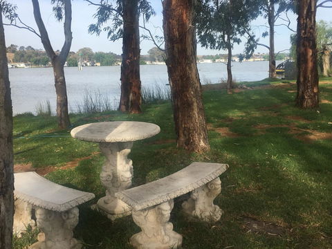 Murray Bridge Riverview Cabin - Sydney Tourism 4