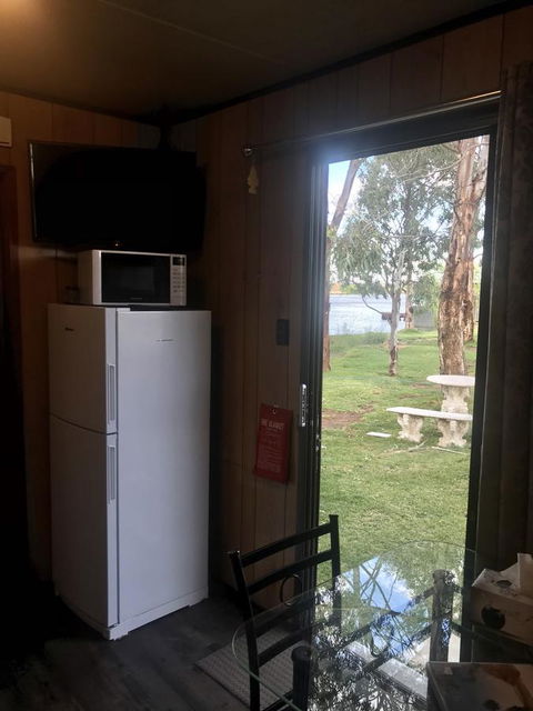 Murray Bridge Riverview Cabin - Sydney Tourism 3