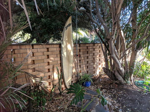 Glenelg 3 Bedroom Apartment - Sydney Tourism 29